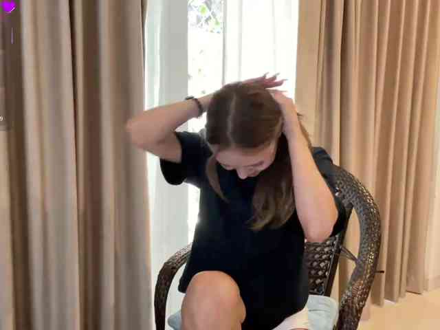 ValeriaHova webcam