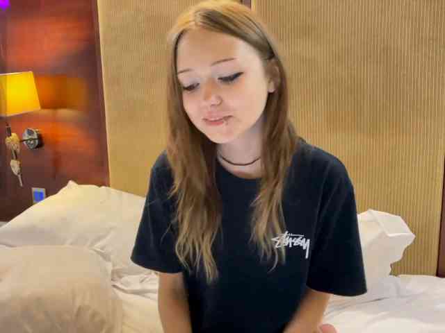ValeriaHova webcam