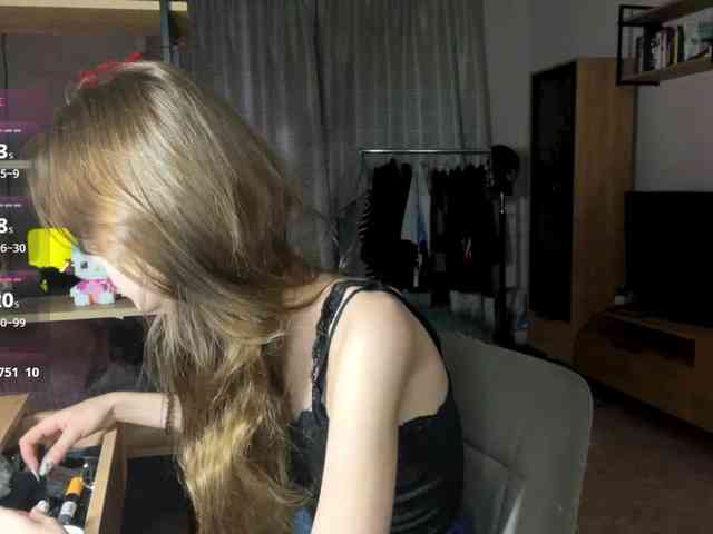 ValeriaHova webcam