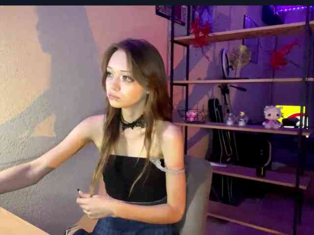 ValeriaHova Sex Cam Show