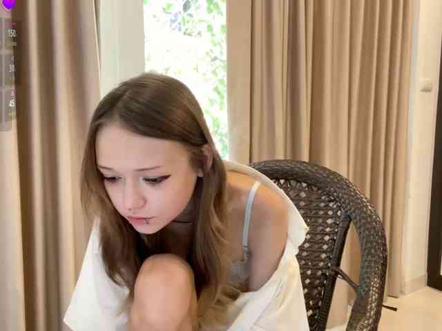 ValeriaHova webcam