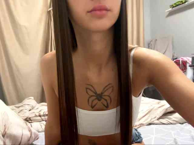 KaterinaNanol webcam