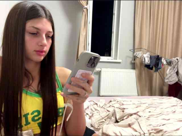 KaterinaNanol webcam