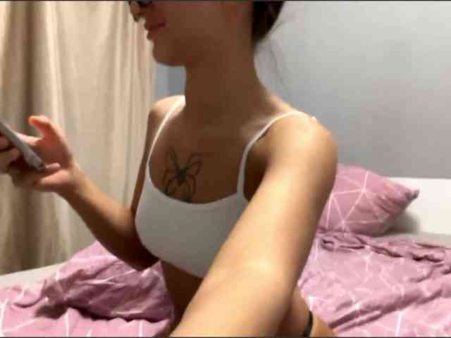 KaterinaNanol webcam
