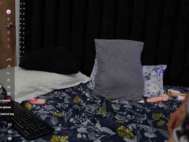 PlumpVixen webcam