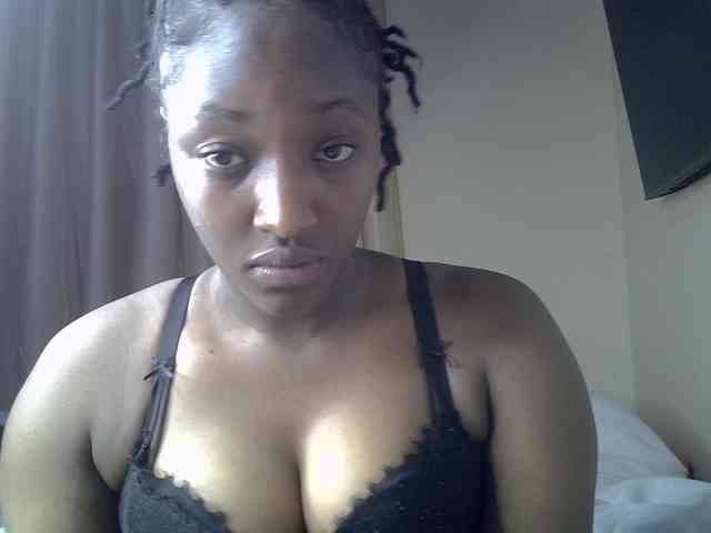 sexy-toyy webcam