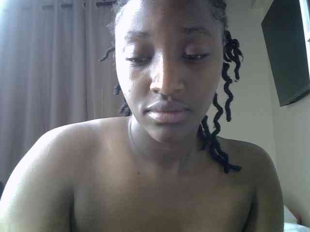 sexy-toyy webcam