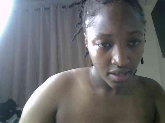 sexy-toyy webcam