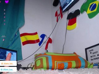 Kiara-Lux Porn Show