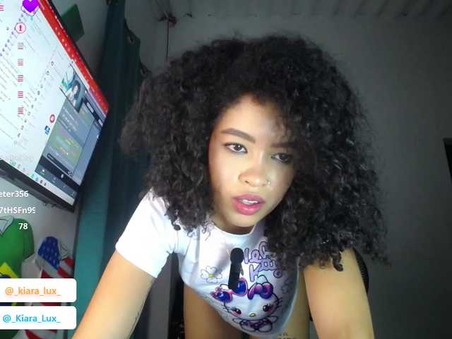 Kiara-Lux live cam on BongaCams
