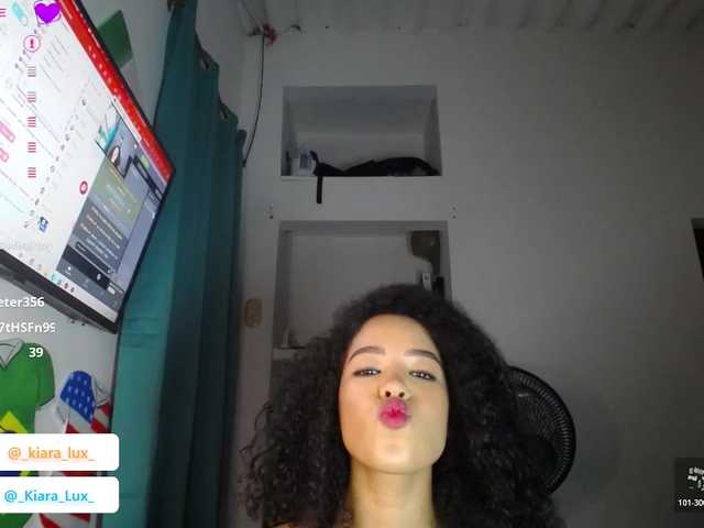 Kiara-Lux live cam on BongaCams
