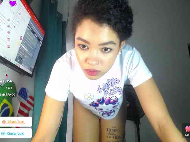 Kiara-Lux webcam