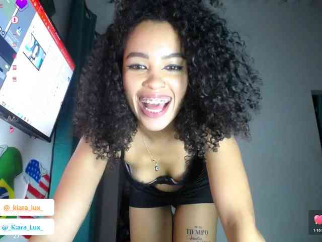 Kiara-Lux webcam
