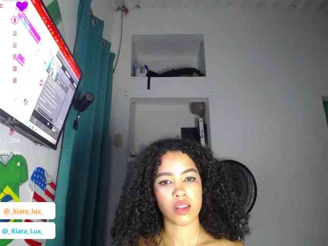 Kiara-Lux webcam