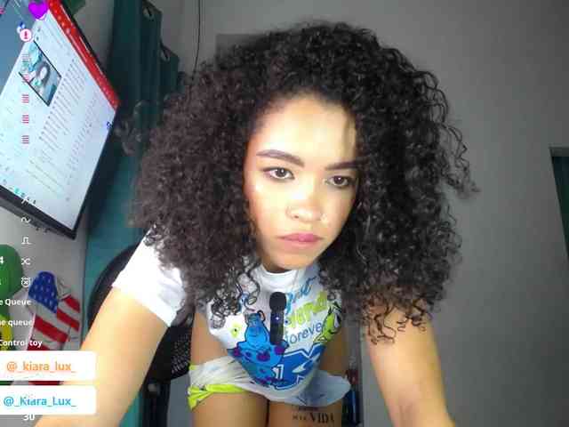 Kiara-Lux webcam