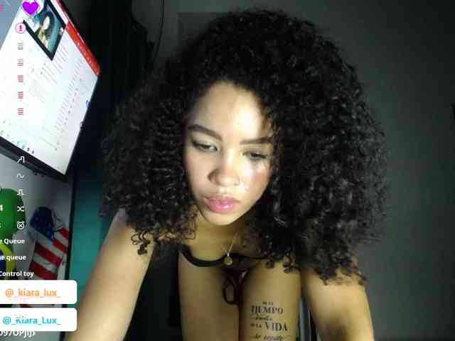 Kiara-Lux webcam