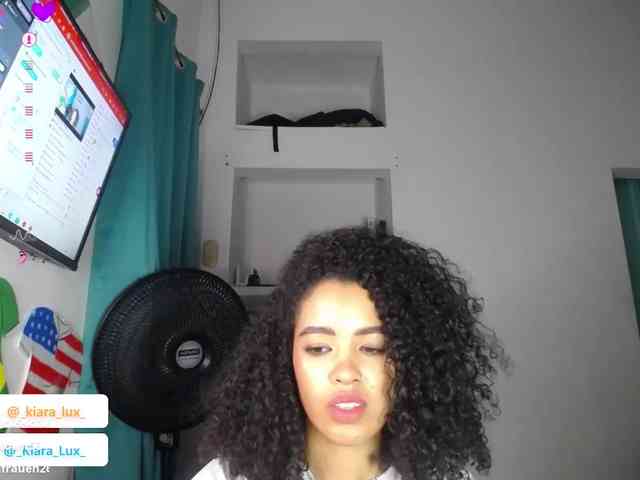 Kiara-Lux webcam
