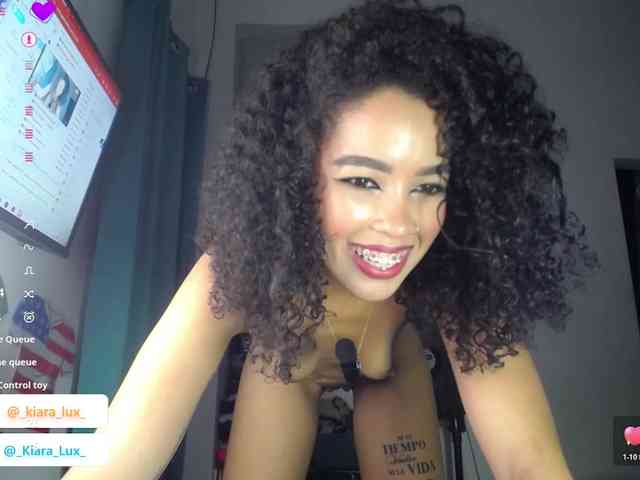 Kiara-Lux webcam