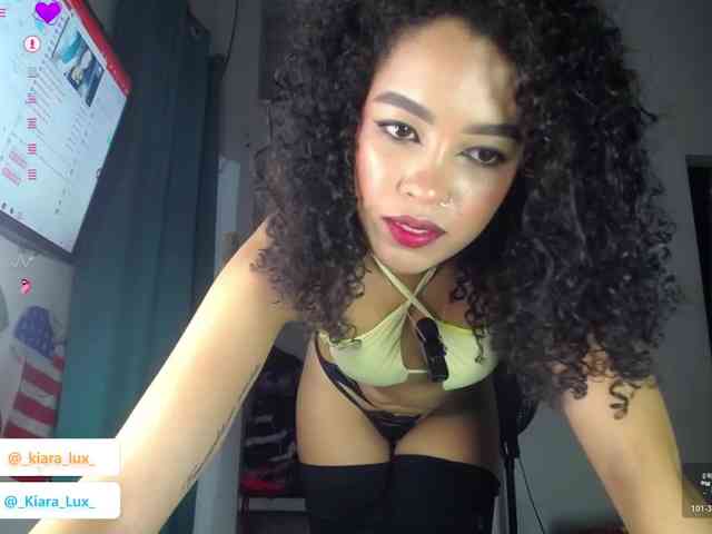 Kiara-Lux webcam