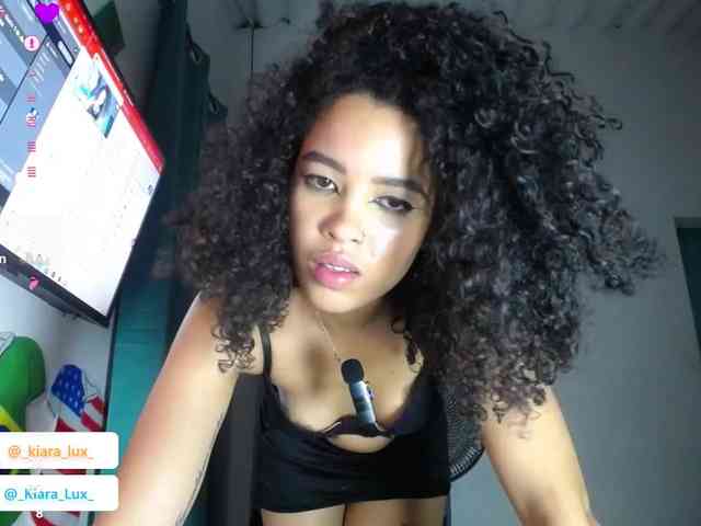 Kiara-Lux webcam