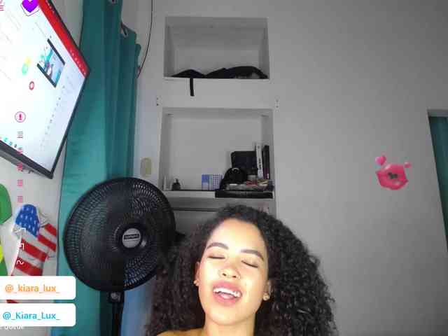 Kiara-Lux webcam
