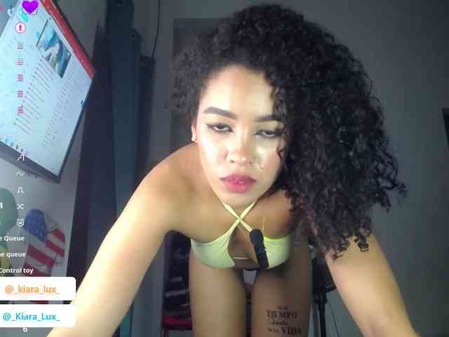 Kiara-Lux webcam