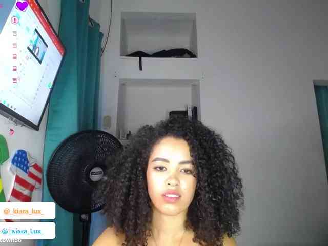 Kiara-Lux webcam
