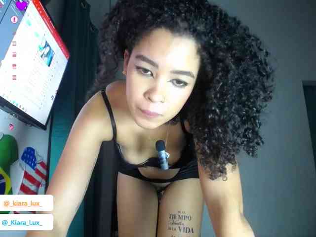Kiara-Lux webcam