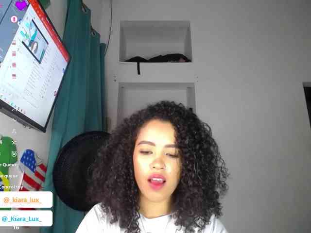 Kiara-Lux webcam