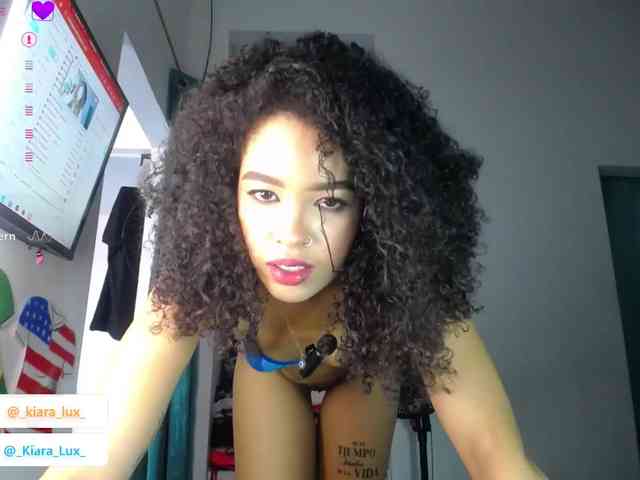 Kiara-Lux webcam