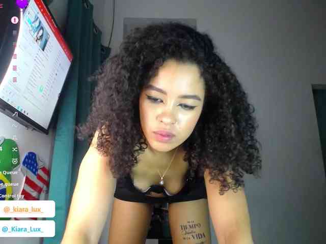 Kiara-Lux webcam