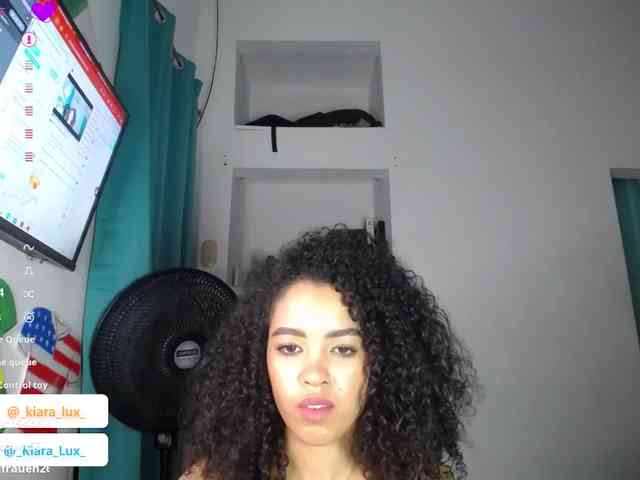 Kiara-Lux webcam