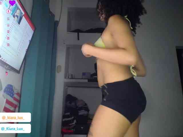 Kiara-Lux webcam