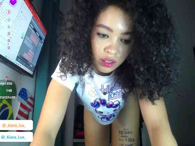 Kiara-Lux webcam