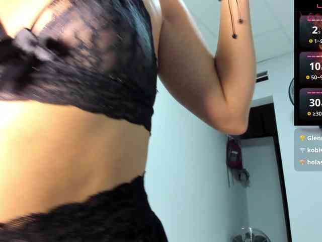 Modelo: Sophia-and-gael