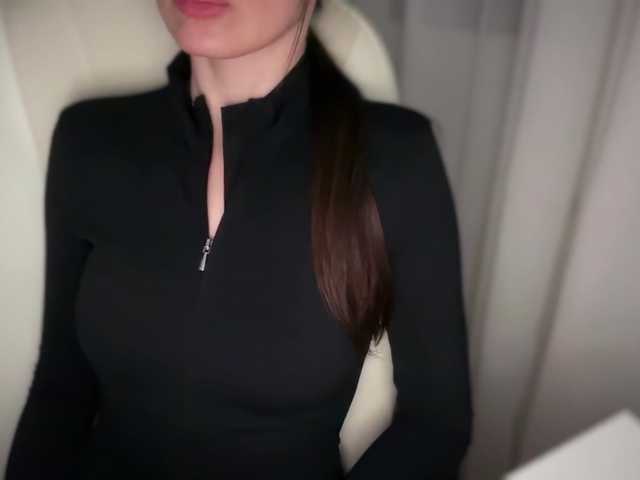 emishy live sex