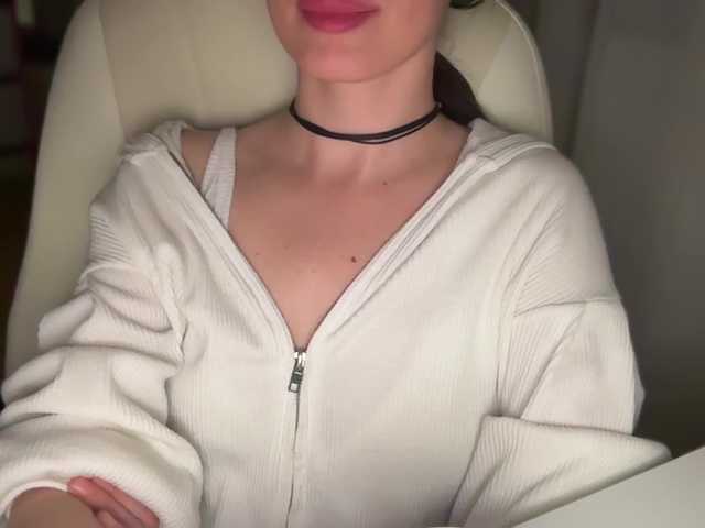 emishy live sex show