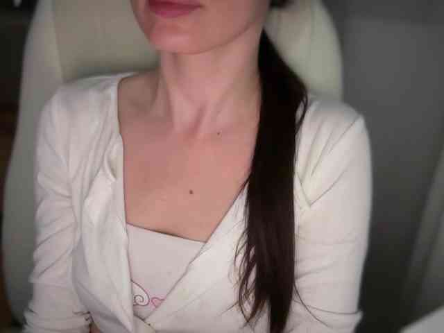 emishy webcam