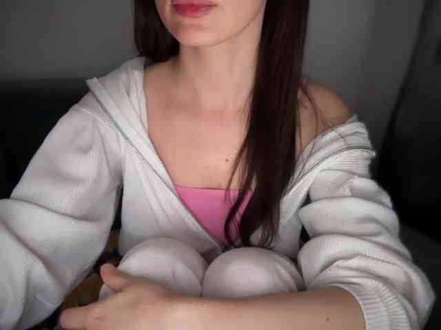 emishy webcam