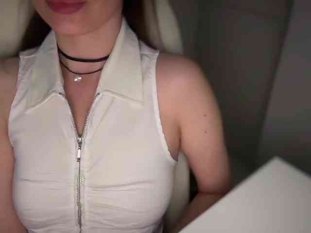 emishy webcam