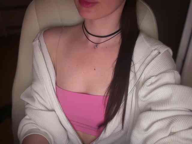emishy webcam