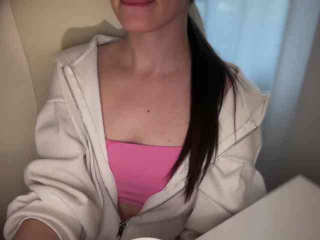 emishy webcam