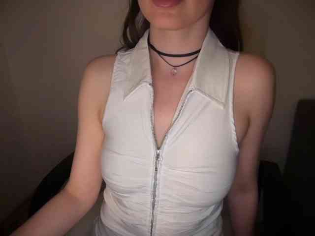 emishy webcam