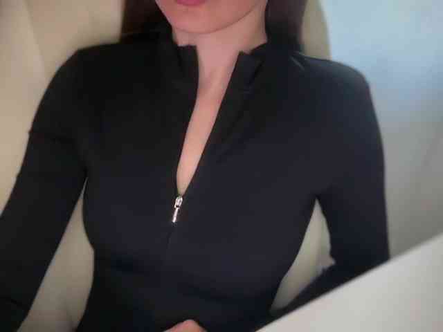 emishy webcam