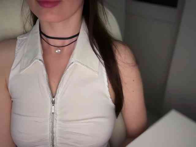emishy webcam