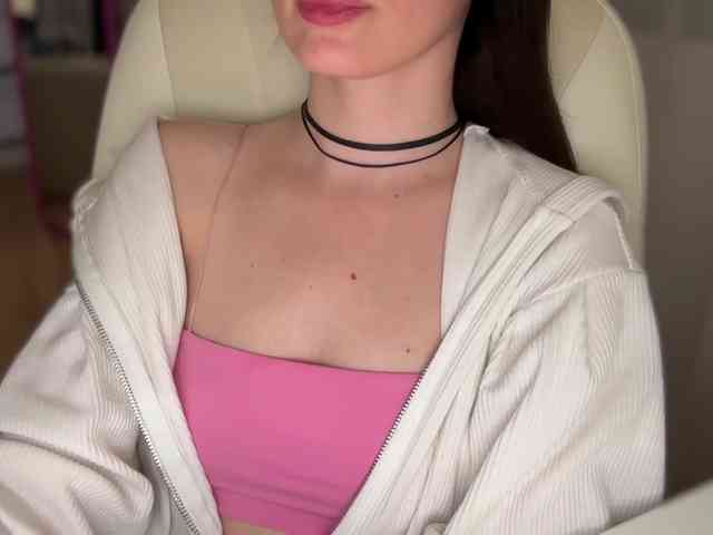 Модель: emishy