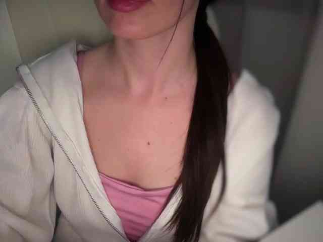 emishy webcam