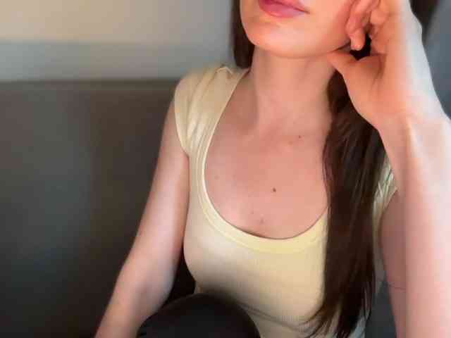 emishy webcam
