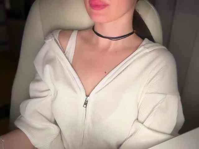 emishy webcam