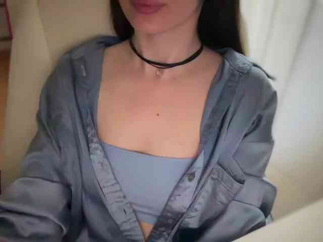 emishy Sex Cam Show